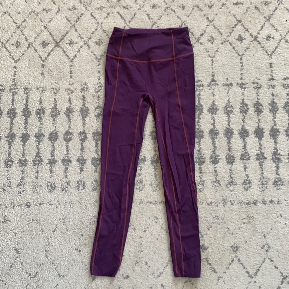 Lulu lemon maroon leggings